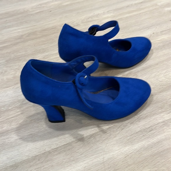 Blue suede shoes - Picture 2 of 4
